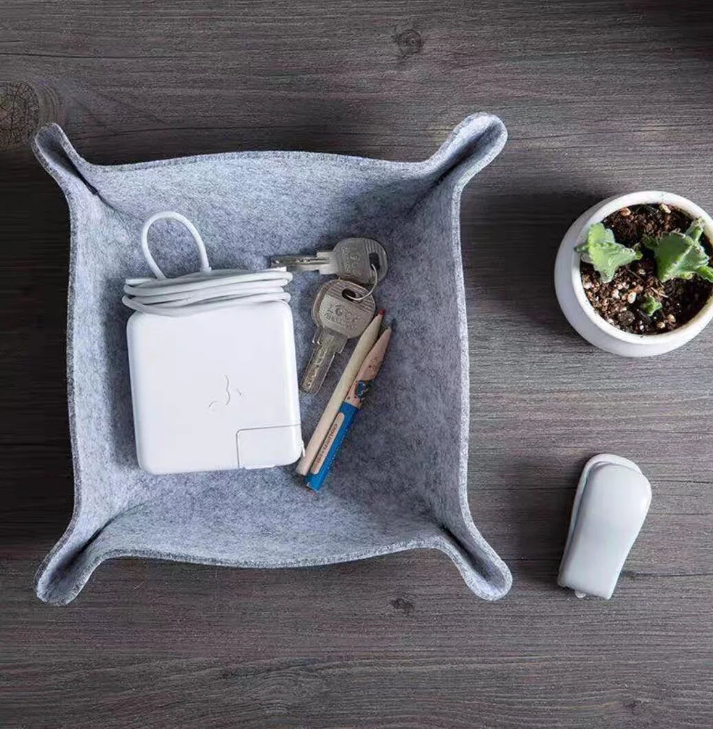 : Magnetyczna tablica rozrywkowa z filcu