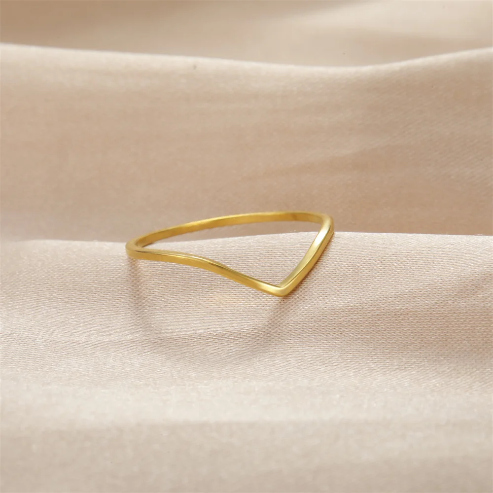 Minimalistische stapelbare Wellenringe für Frauen, geometrischer Fingerring, Edelstahl, goldener Schmuck, dünne Ringe, Set für den täglichen Gebrauch auf Partys – Detail 9