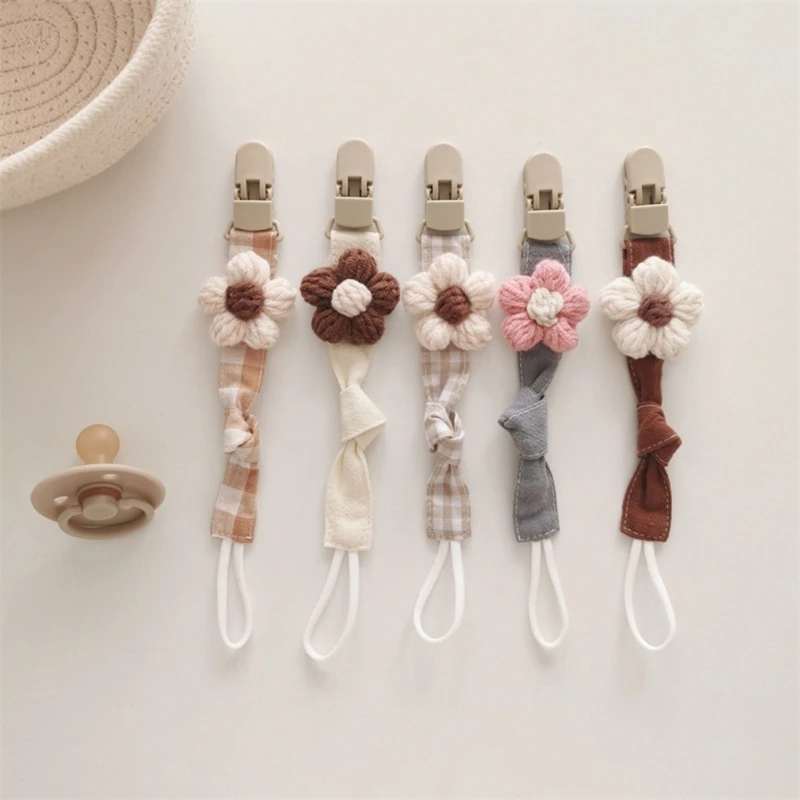 

Cute Knitted Flower Baby Pacifier Clip Nipple Holder Newborn Dummy Soother Holder Clips Infant Pacifier Chain Baby Accessories