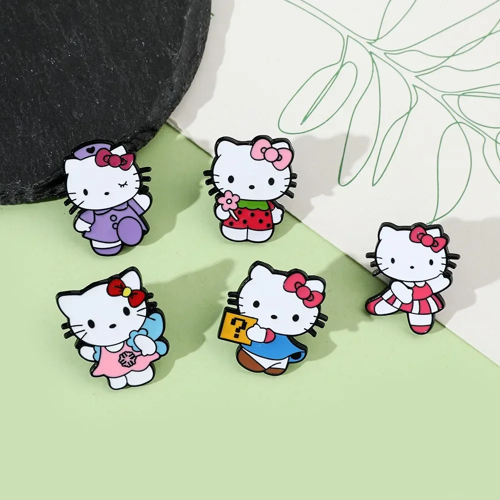 Брошь Sanrio, ювелирные изделия, аниме фигурки Hello Kitty Kuromi, милый металлический значок, кошка, сплав, искусственная бриллиант