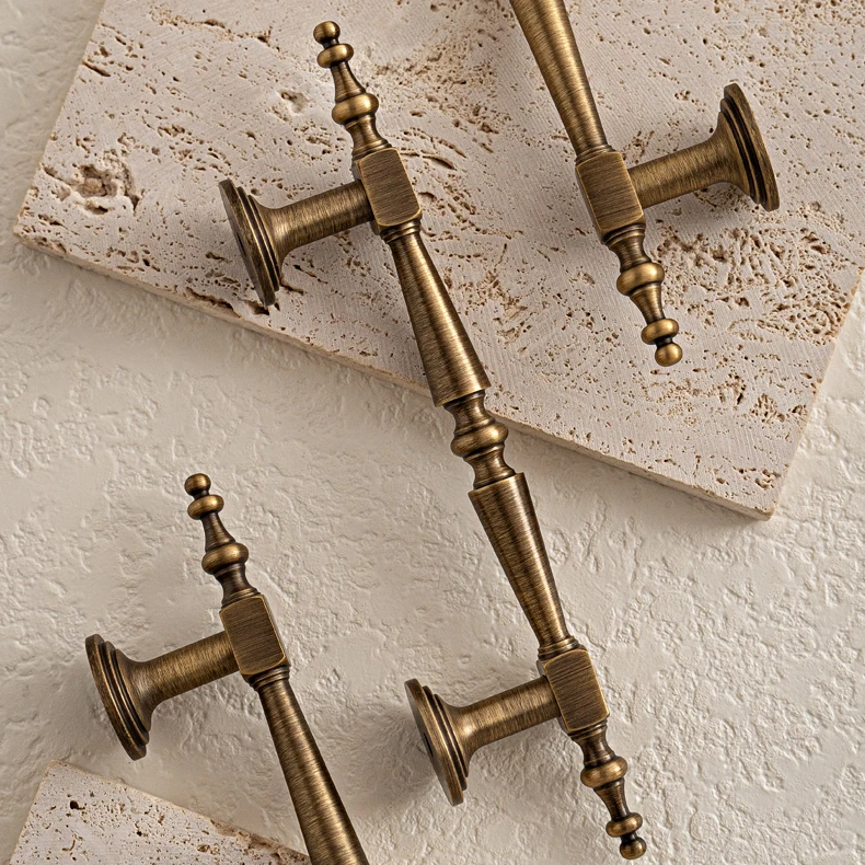 Antique brushed brass cabinet handle 19