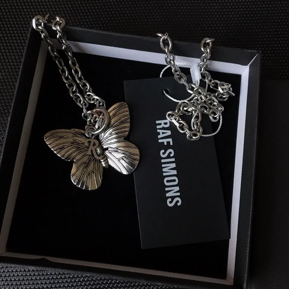 

RAF Vintage Butterfly pendant Necklace For Men and Women Punk Bone Pin Jewelry Gift