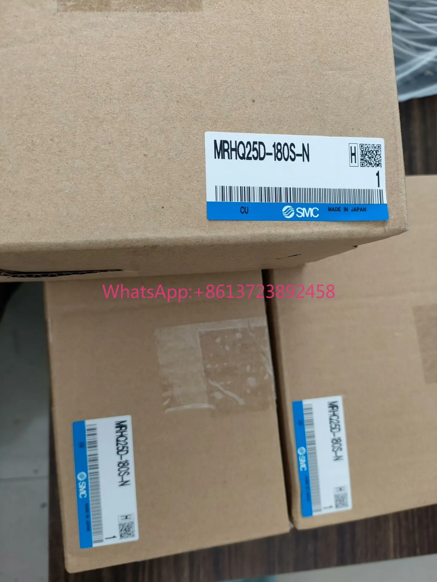 

New original genuine smc rotary cylinder MRHQ25D-180S-N