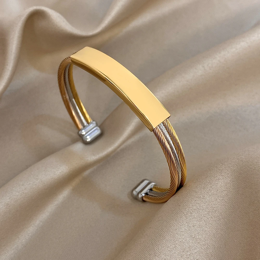 Minimalistischer Edelstahl-Armreif mit gedrehtem, gespleißtem offenem Manschettenarmband für Damen und Herren, neuer trendiger, 18 Karat vergoldeter, wasserdichter Schmuck