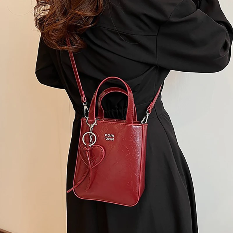 2024 New Casual Hand-held Bucket Pack For Women Pu Leather Red Mini One Shoulder Bags Trend Ladies Commuting Crossbody Bag