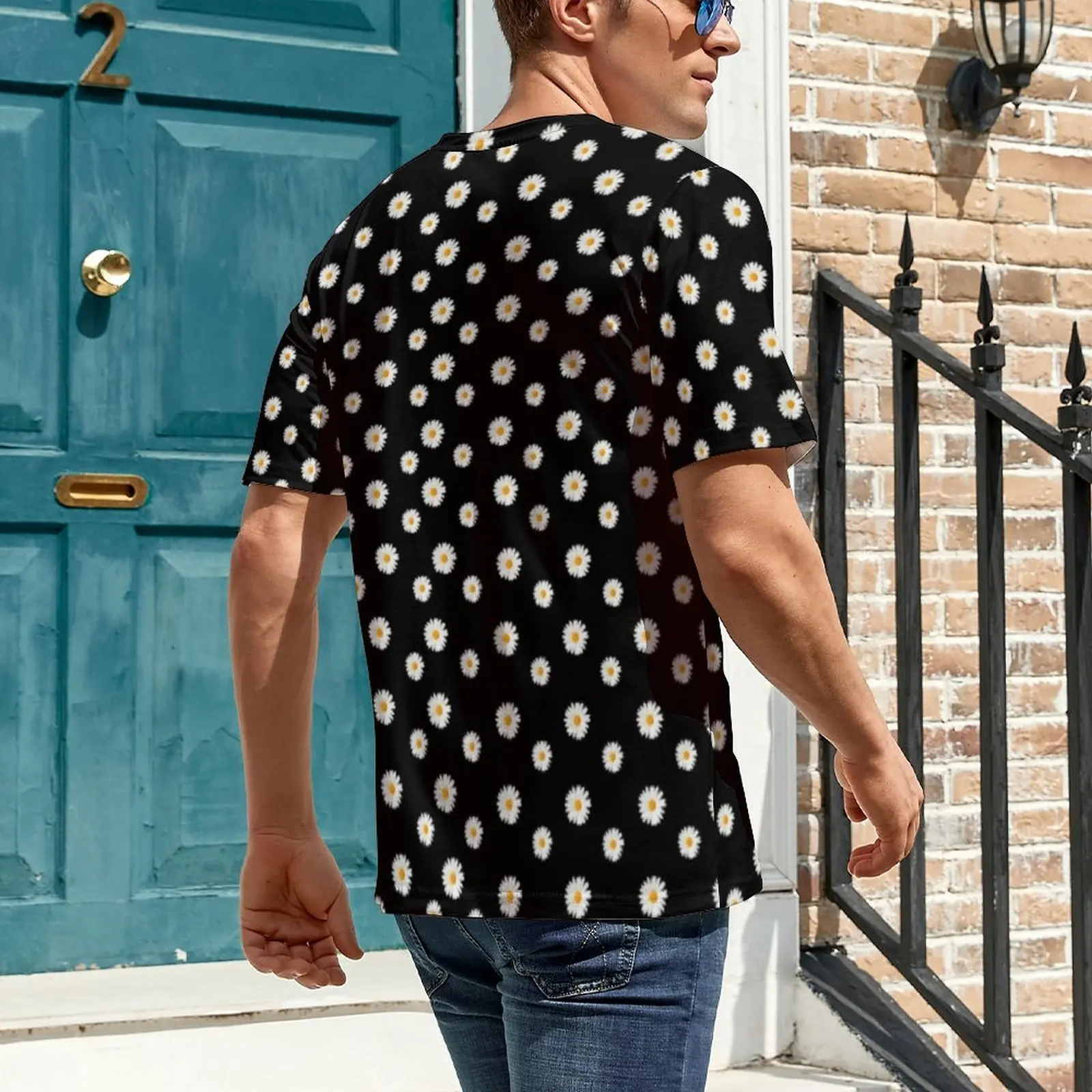 Big Size T Shirt Summer Tiny Daisy Black Print T Shirts  Street Style O Neck Tshirt Male Vintage Design Clothes