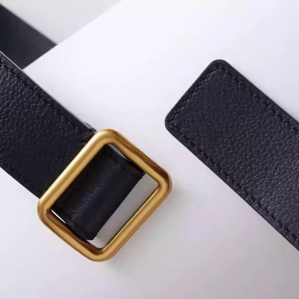 2024 New Luxury Belt Ladies Imported from France lychee Grain & Fine Grain cowhide Minimalist Stylish Square Buckle Belt