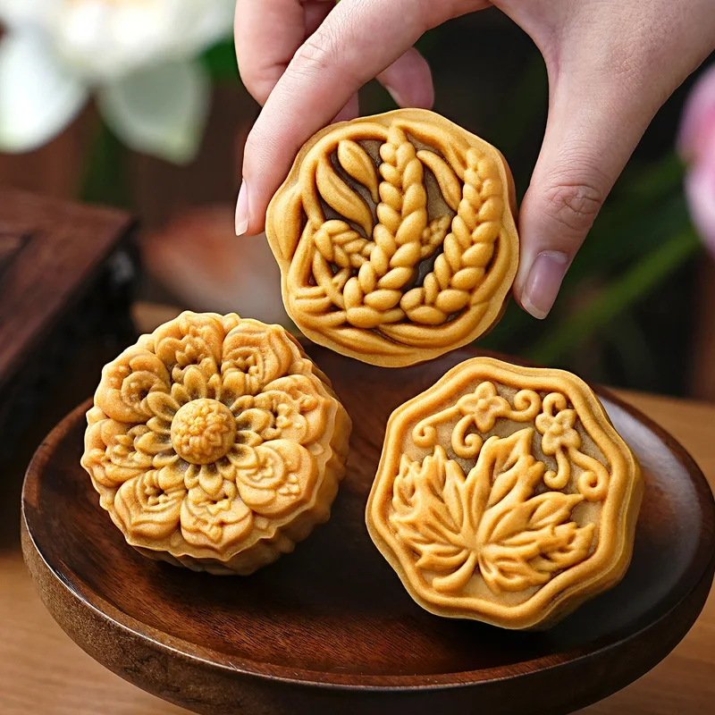 Maple Leaf Wheat Mooncake Mold Hand Press Pastry Tool for Mung Bean Cake Ice Skin Dessert Home Baking