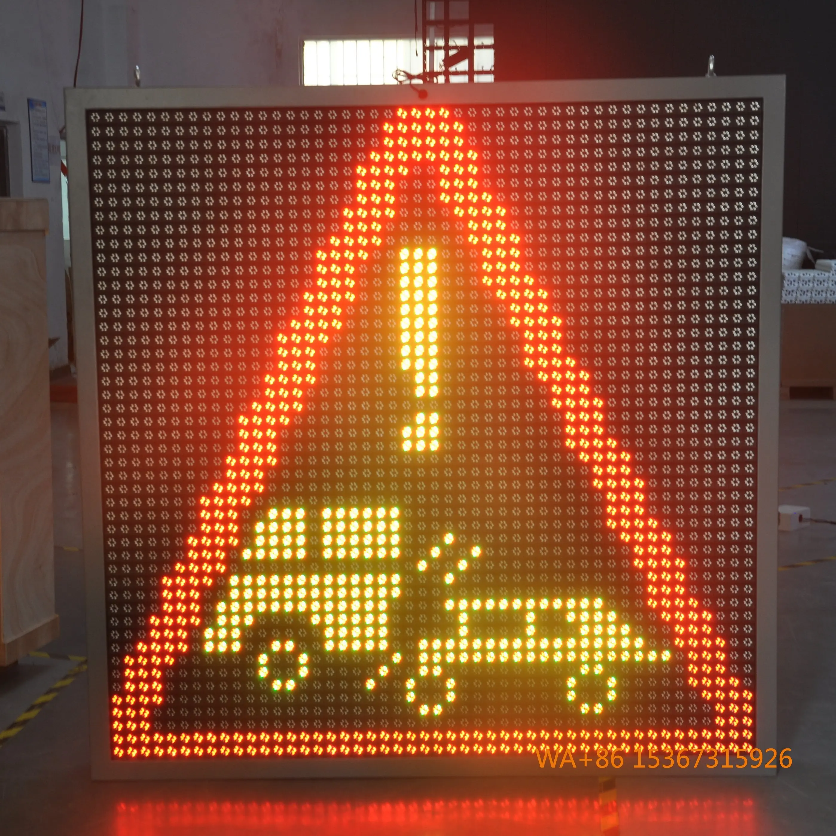 

High Resolution DMS/VMS Panel Traffic Message Board Highway Urban Warning Sign