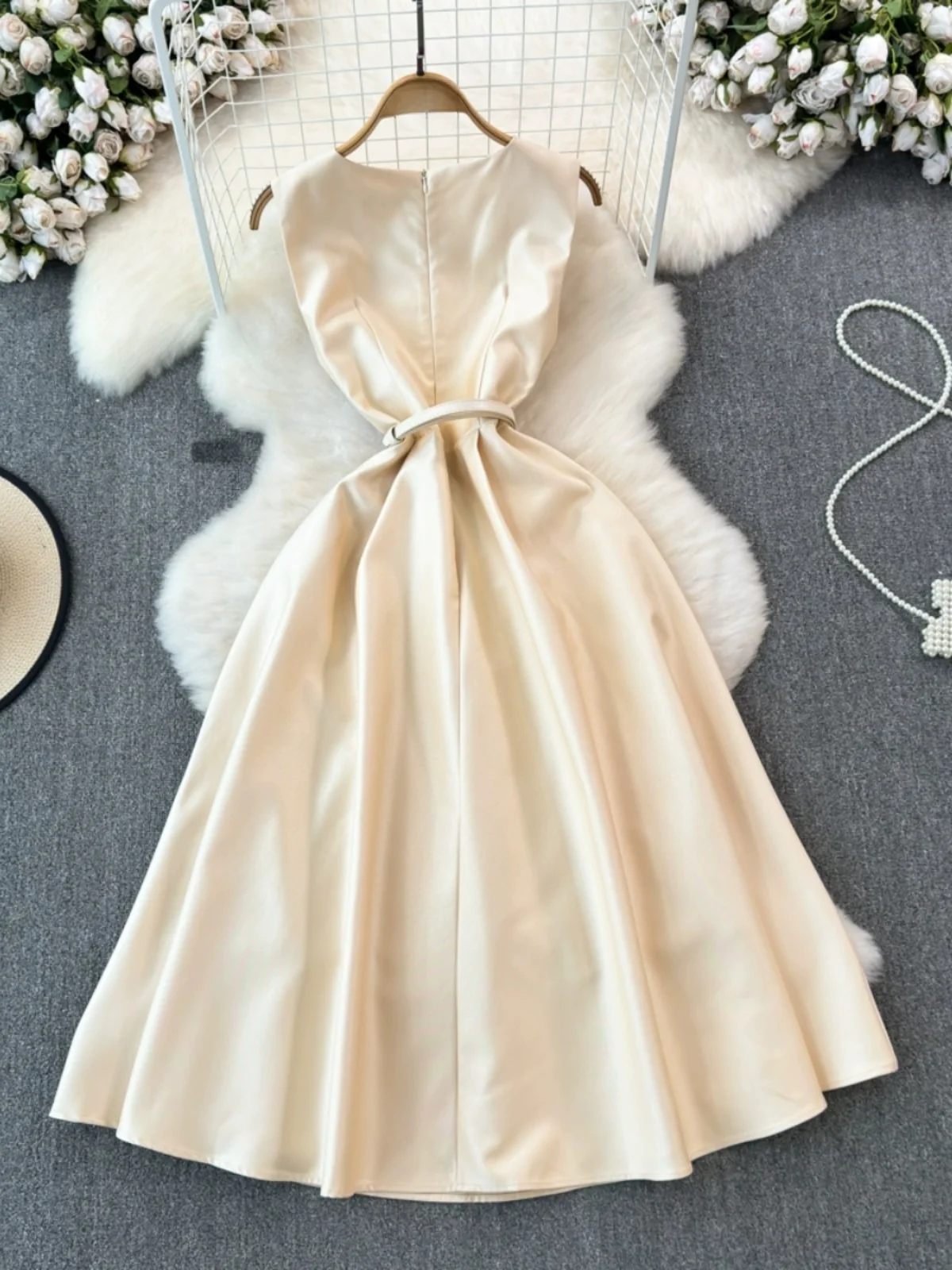 Sukienka midi w kształcie litery A z delikatnej tkaniny, wyszczuplająca talię, idealna na lato i bal, dla młodych kobiet, rozmiary 8-24.