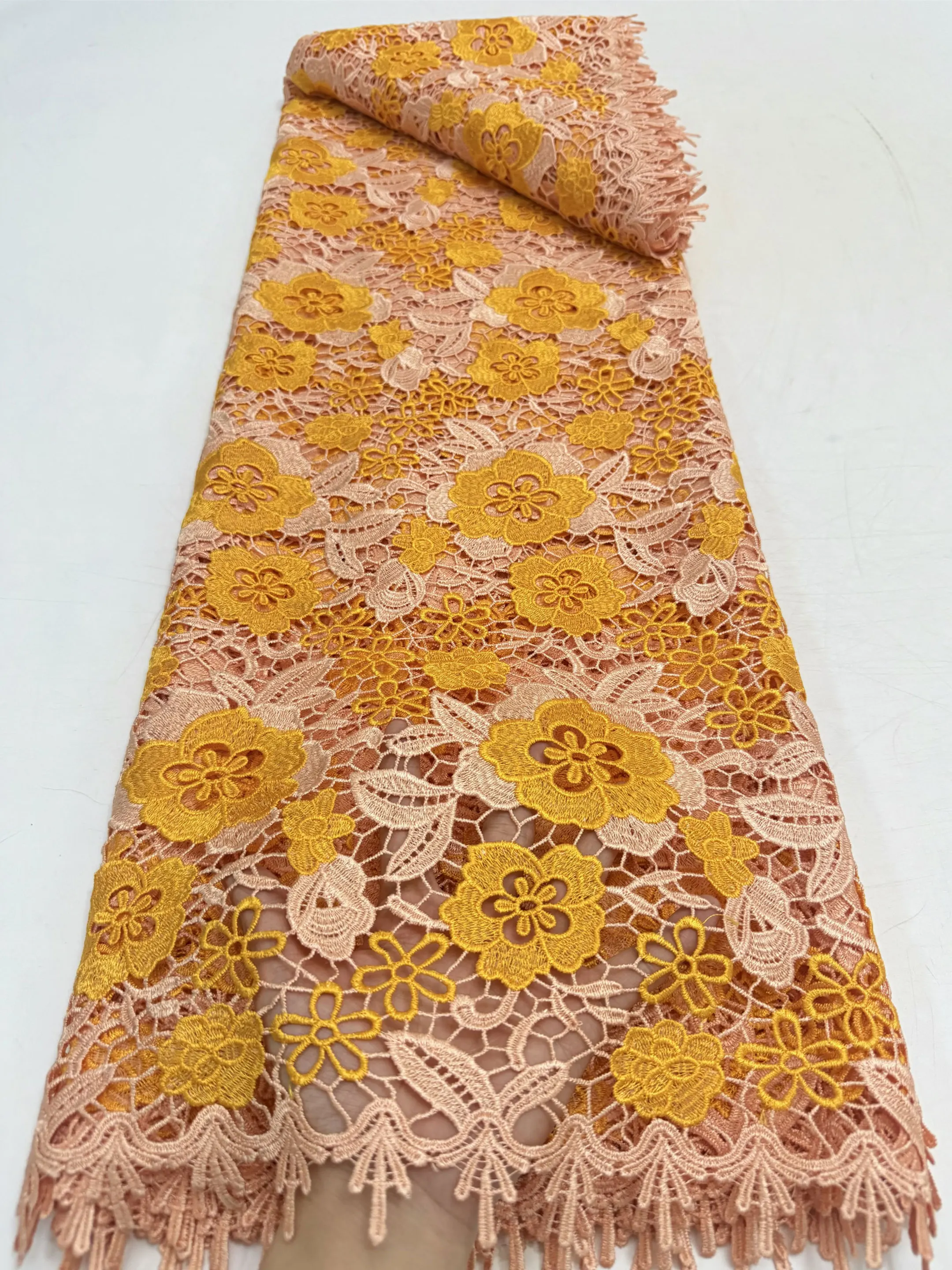 

Colorful african fabric for women French Guipure Cord Lace Fabric with Stones Water Soluble Material for Women's Dresses