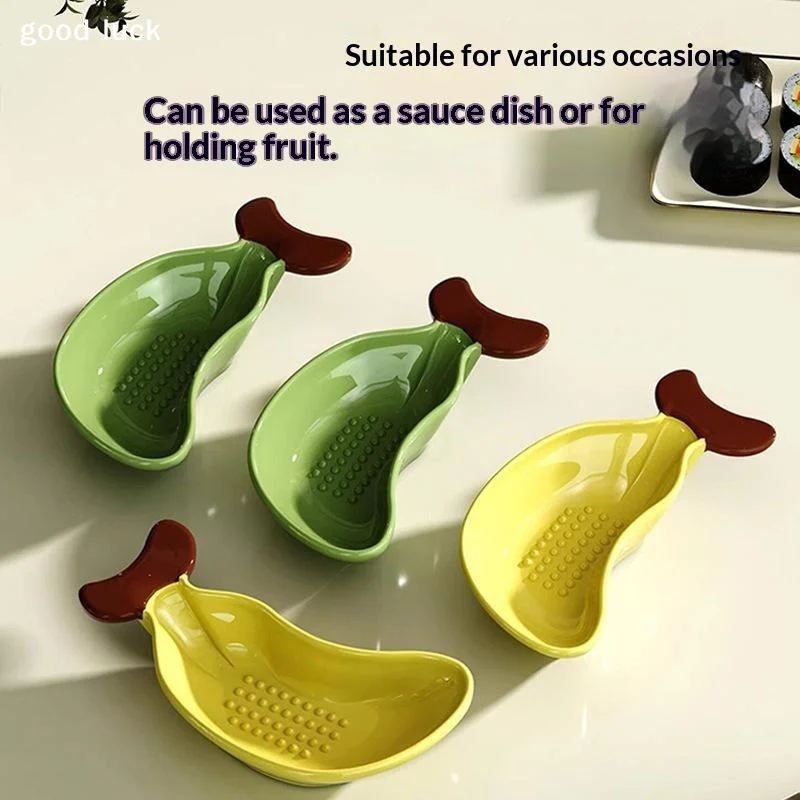 AnswerMulti-functional Manual Banana Grinding Plate Cute Shape Non-Slip Hot Pot Sauce Dish Handmade Garlic Grater Cooking