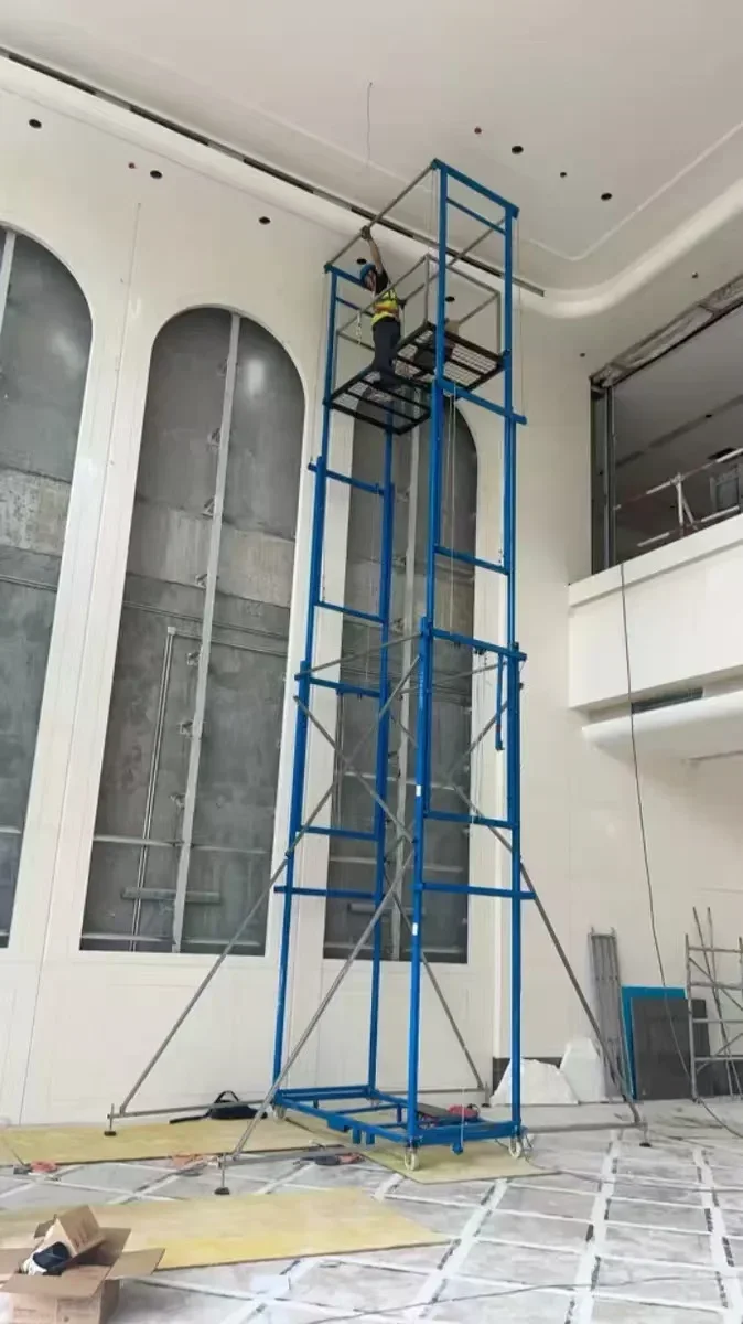 Foldable removable mobile convenient electric scaffolding lift remote control lifting platform