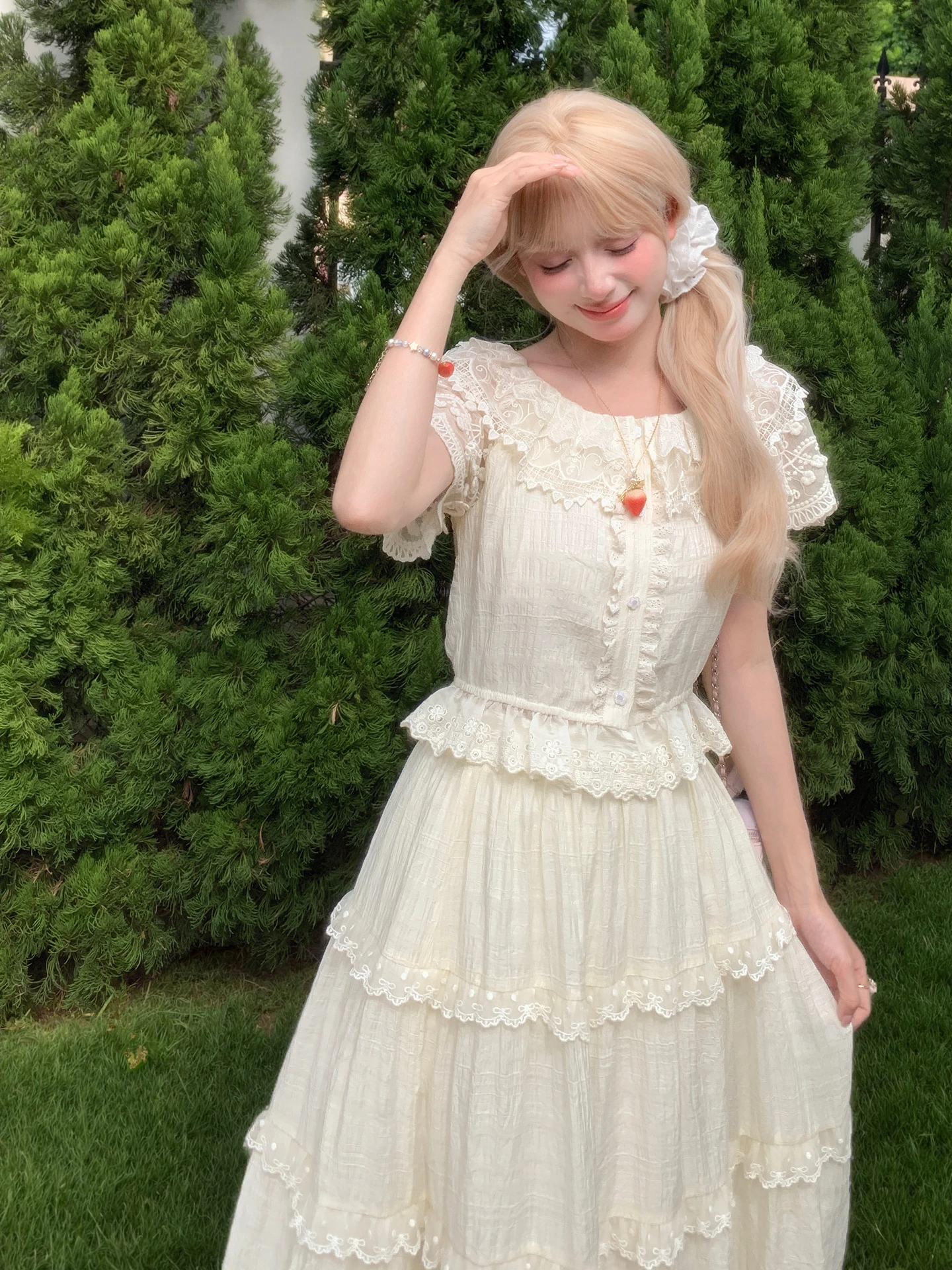 

Sweet Style Floral Lace Splice Bubble Sleeve Chiffon Top Women's Lightweight Summer Shirt Loose Fit Short Sleeve round Neck