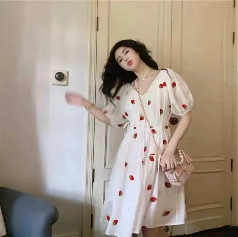 Robe d'été Harvey à manches bouffantes pour femmes, robes de fruits en coton à col en V, jupe décontractée à plusieurs niveaux, vêtements doux blancs, nouveau