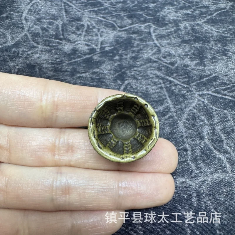 Tibetan-style six-character mantra tsa-tsa side-hanging pendant
