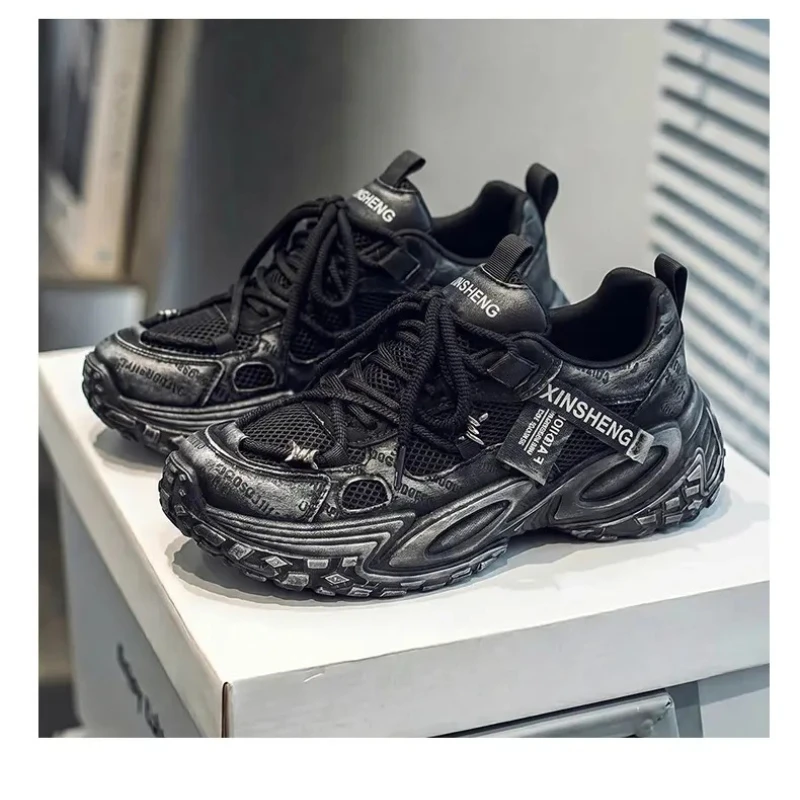 

Men's casual new thick soled height increasing sports and leisure shoes