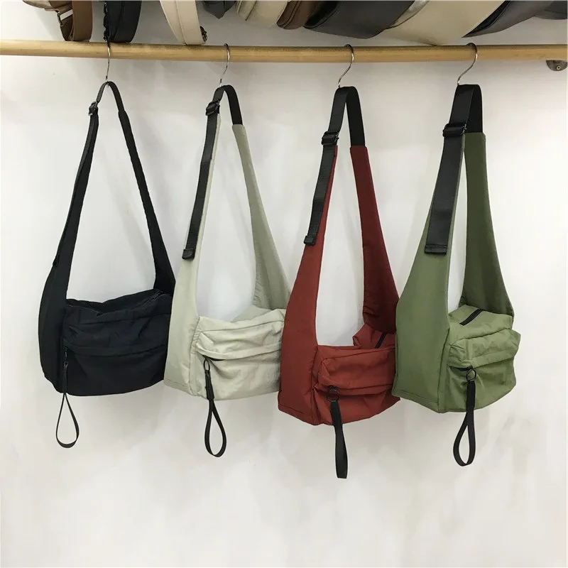 

YIFAN Nylon Crossbody Bags New Casual and Versatile Commuting Shoulder Bag Lightweight Sports Crossbody Hobos Bag