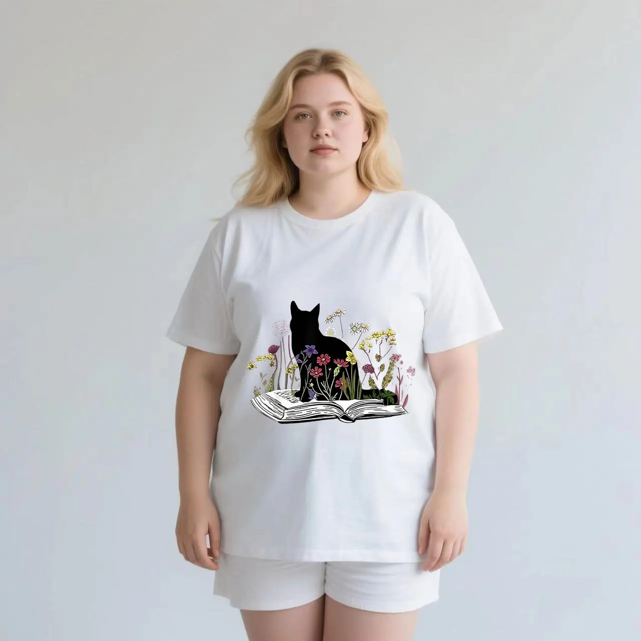 

Cartoon black cat pattern print plus size Ladies' casual short sleeved T-shirt white