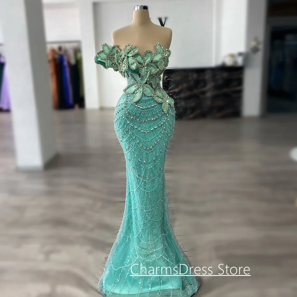 Abito da sera a sirena di lusso personalizzato con spalle scoperte Fiori di cristallo Sweep Train Perline Abito da ballo Abiti da festa per spettacoli