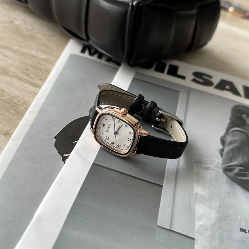 여성용 고급 방수 시계, 심플한 기질 작은 다이얼, 절묘한 쿼츠, 우아한 여성용 시계, 틈새, 고품질, 신상