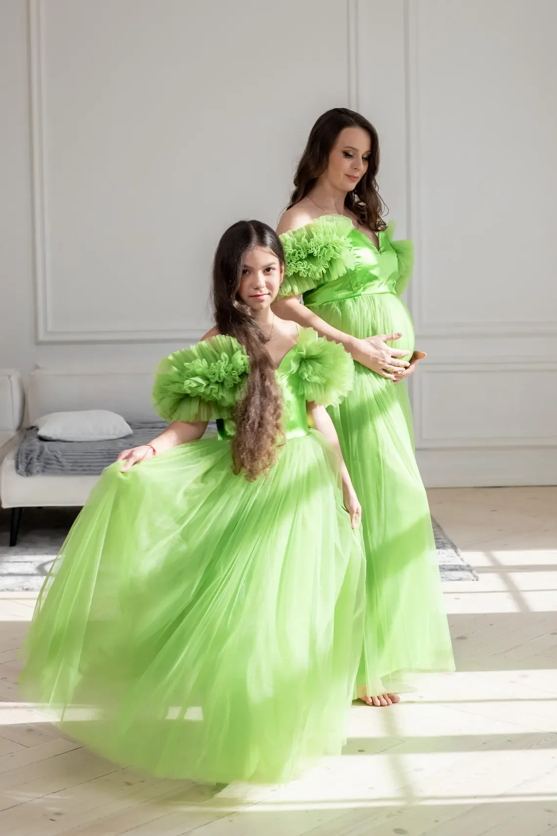 Green Mommy and Me Dress Photo Shoot Matching Mother Daughter Dress Family Outfits for Party or Baby Shower Maternity Robes