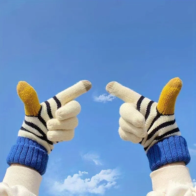 

Touchscreen and Plush Thick Striped Gloves for Winter Male and Female Students Separate Fingers Warm and Cute Couple Gloves