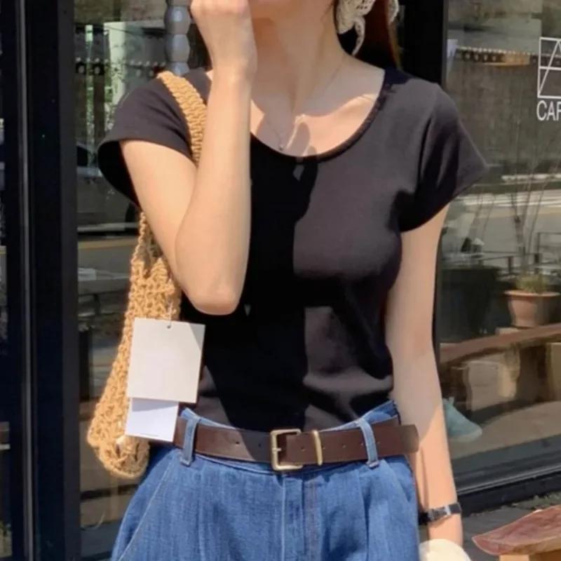 2026 여름 여성용 O넥 티셔츠 슬림 핏 반팔 티셔츠 여성용 편안한 부드러운 얇은 티셔츠 단색 심플 다용도 탑