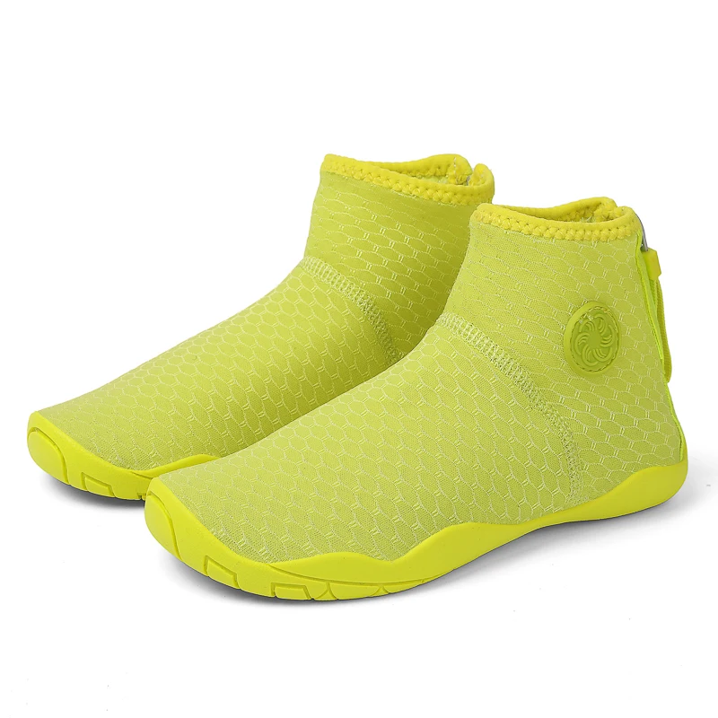 

Kids Water Shoes Girls Non-Slip Beach Swim Pool Socks Water Shoes Boys Outdoor Quick Dry Barefoot Aqua for Sport Surf