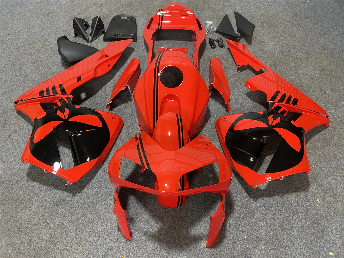 

Обтекатель для мотоцикла подходит для CBR600RR 2003 2004 F5 03 04 обтекатель красного и черного цвета