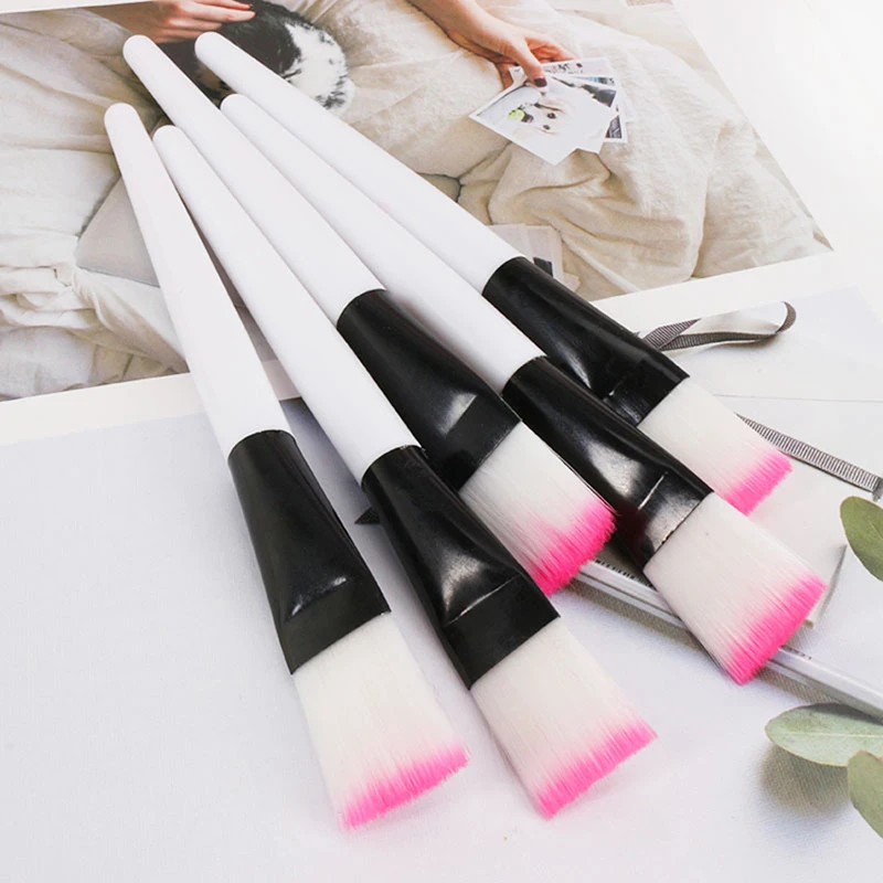 فرشاة قناع وجه قناع الوجه قضيب فرشاة شعيرات لينة قناع الجمال فرش أدوات التجميل مزج مع مقبض أبيض