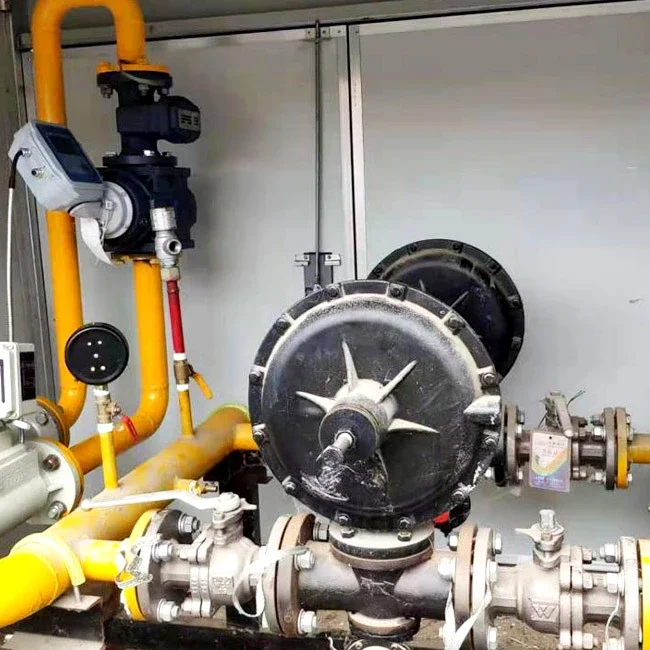 El caudalímetro de raíces LLQ de consumo de energía MICC 1W consta de dos partes Sensor de flujo de raíces y integrador de flujo