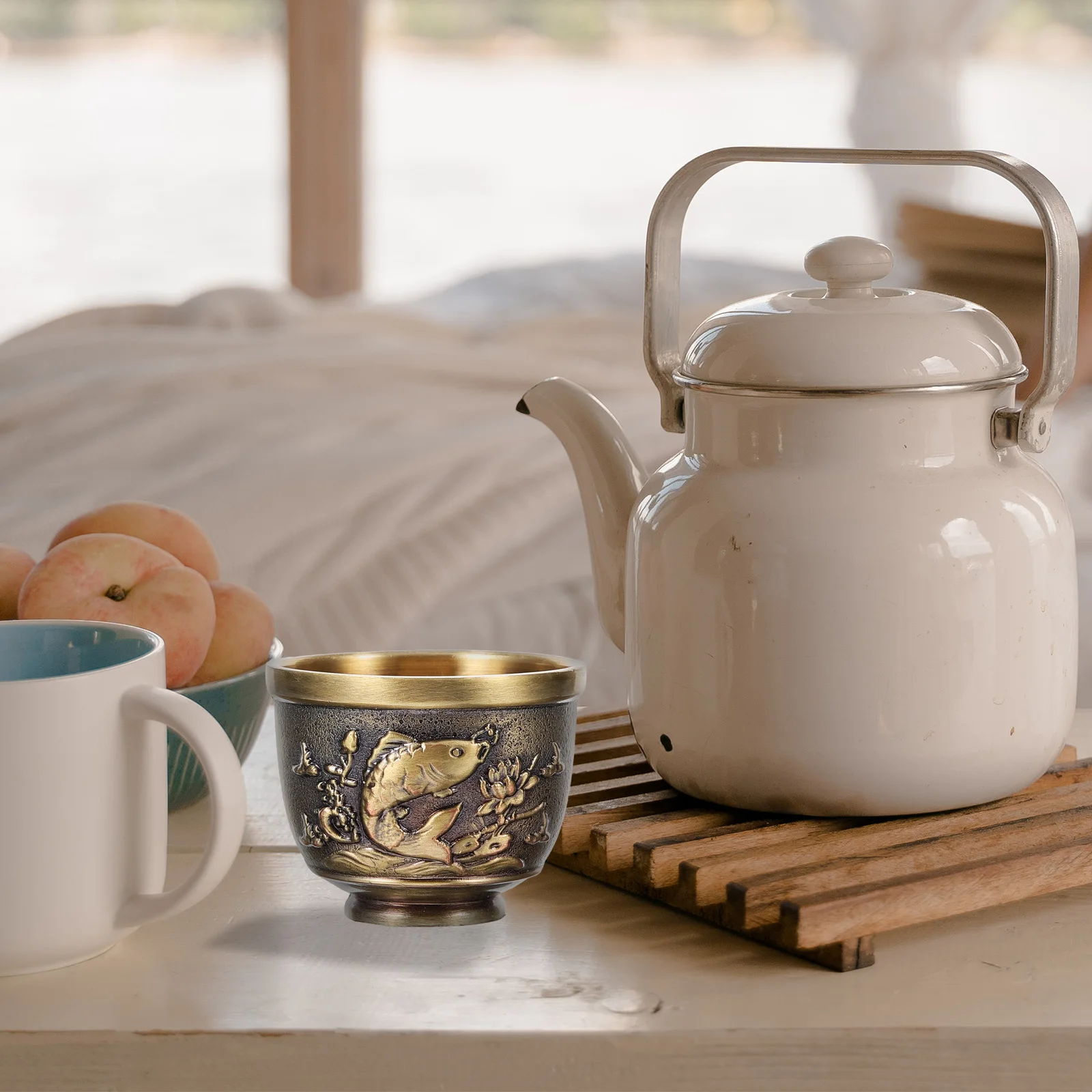 

Retro Bronze Style Metal Wine Cup Party Chalice Drink Holder Home Bar Supplies Vintage Beverage Container Reusable Tea Whiskey