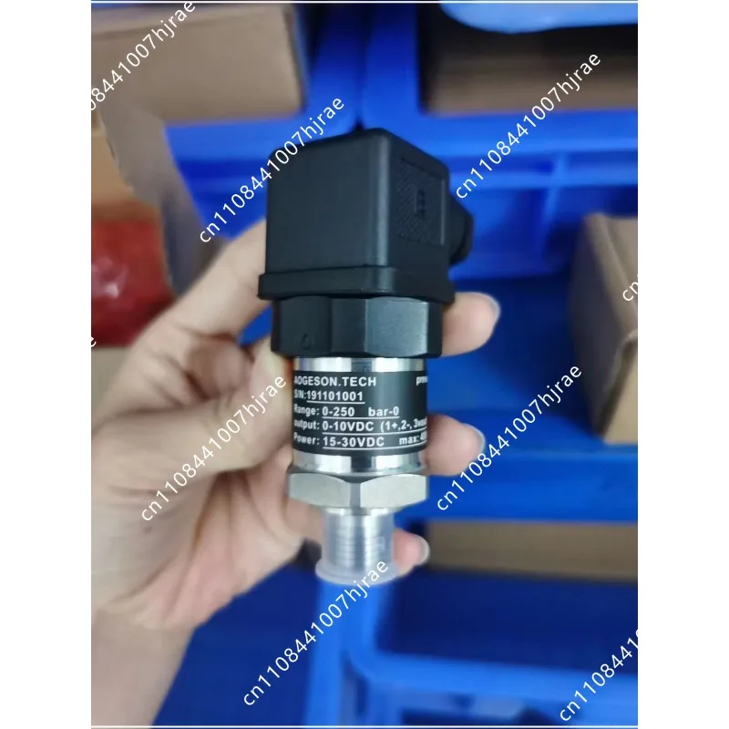 MBS3050 060G3557 Suitable for Zhenxiong injection molding machine pressure sensor 0-250bar 0-10V output replacement