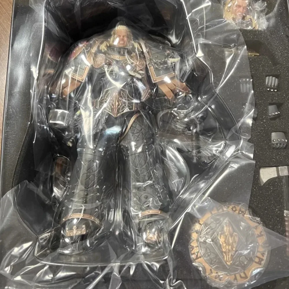 Figurine d'action Heresy Space Wolves Anime, Chain Y Toy, Warhammer 1/18, 40k, Leman Russ, Primars, The Vith Legion Figurine Toys