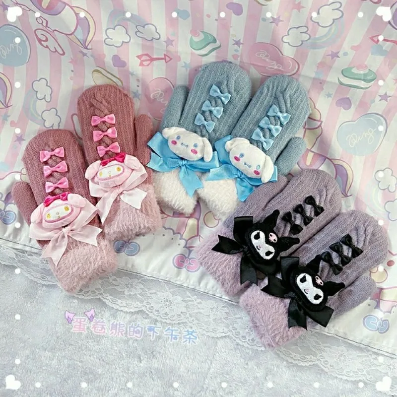 Sanrio autumn anime cartoon winter new gloves Kuromi Cinnamoroll cute five-finger cycling with plush warm windproof gloves gift