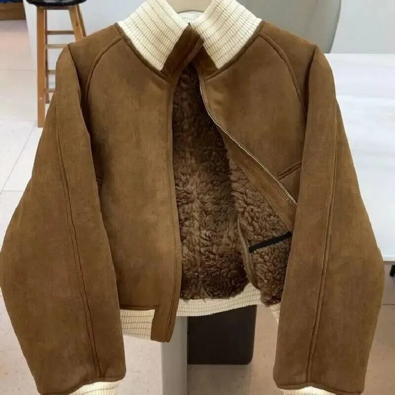 

2025 Autumn Winter New Lamb Wool Jacket Women's Korean Loose Stand Collar Long Sleeved Top Temperament Splicing Zipper Cardigan