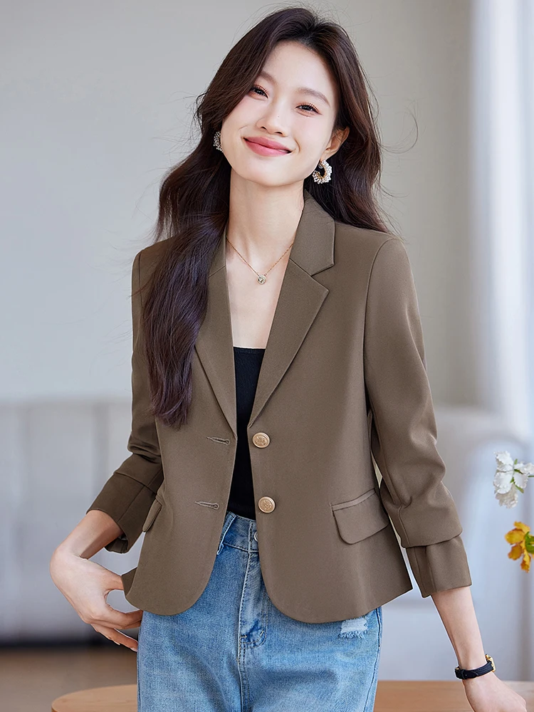 

Женская куртка карамельного цвета, весна 2026, новый стиль, маленький размер, элегантный дизайн с двумя пуговицами, модная рабочая одежда