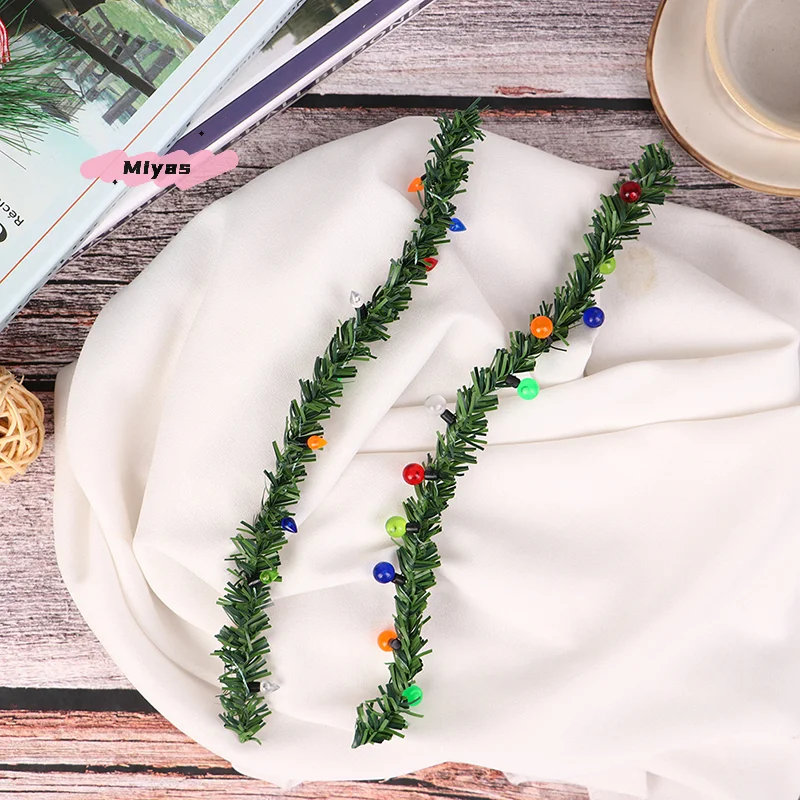 Strisce di erba per decorazioni natalizie in miniatura per case delle bambole in scala 1/12 per decorazioni decorative per bambole in scala 12a