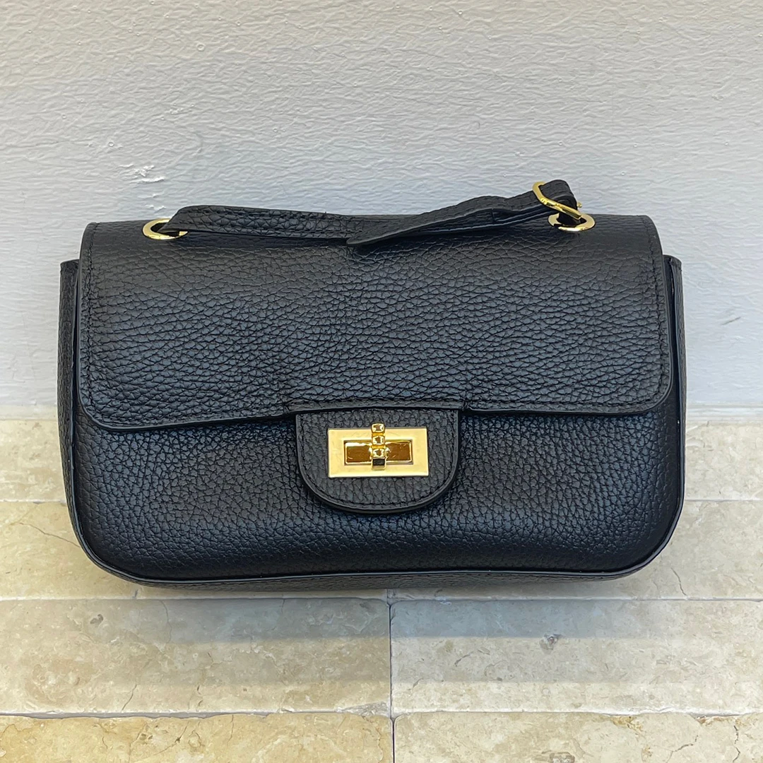 メンディー ソフトペブルドレザー フラップバッグ ヴィンテー - Luxury Bags With Silver Hardware のレビューと価格