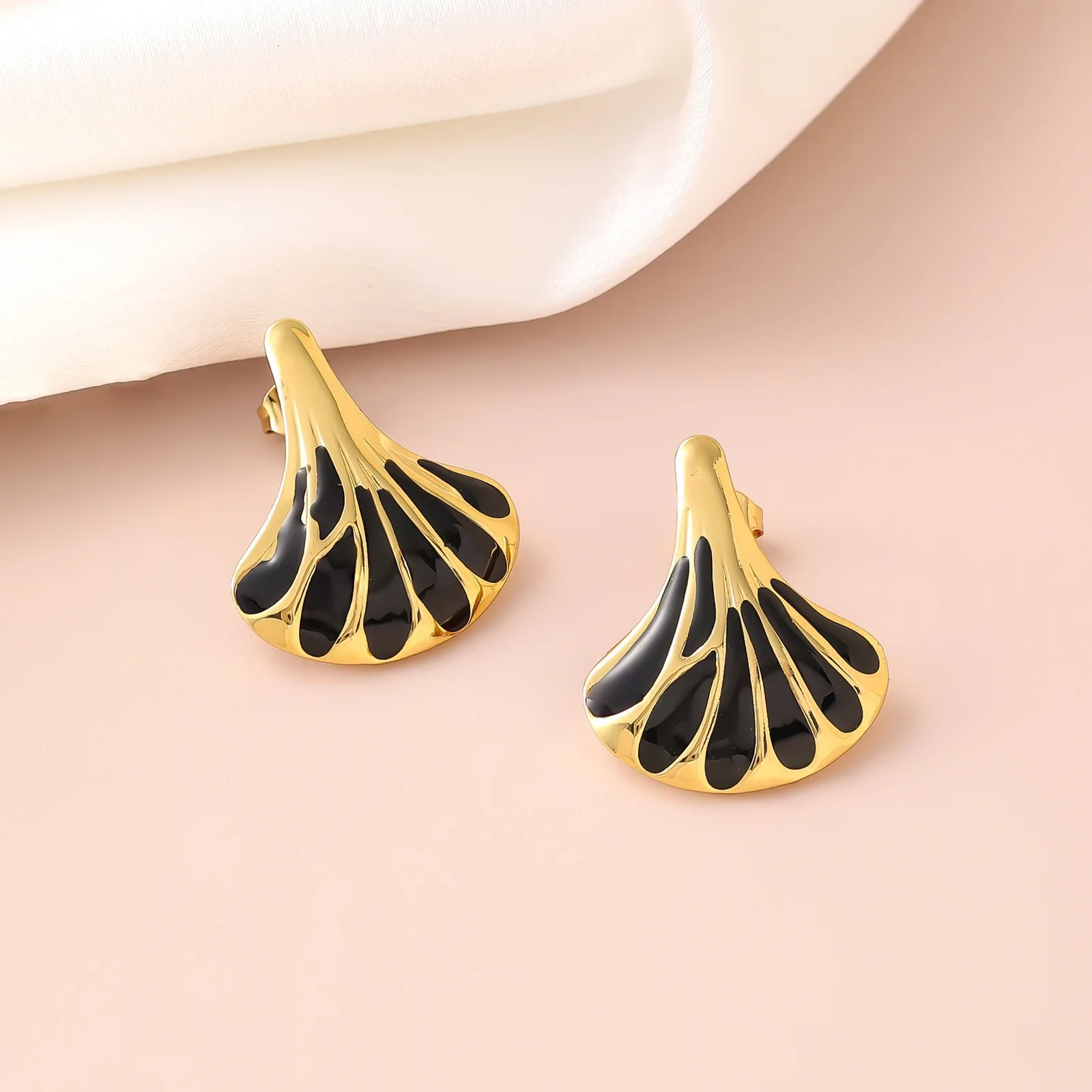 

French Oil Ear Rings, Asymmetric Stainless Steel Studs, Casual Plain Design, Women's Luxury Jewelry, All Seasons Wear