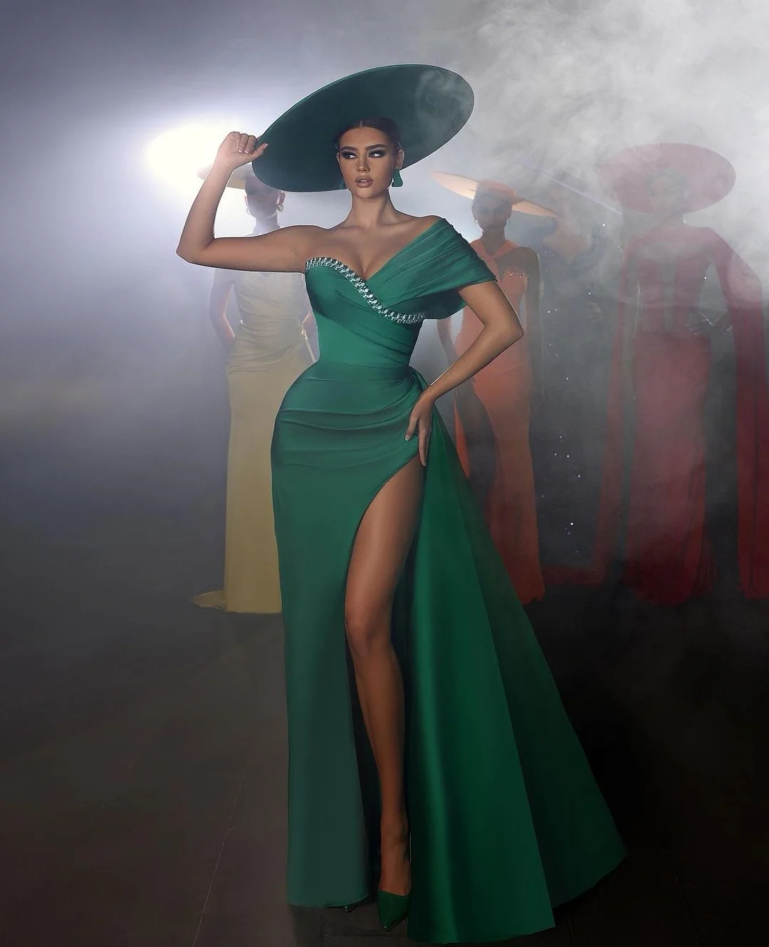 Um ombro plissado vestido de cetim, vestidos de baile da sereia, vestido formal, verde, sexy, elegante