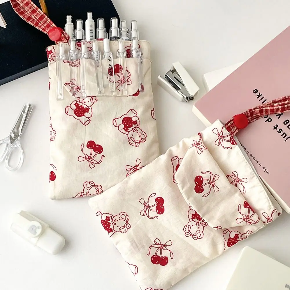 Nieuwe Rode Konijn Verpleegkundige Etui Grote Capaciteit Cartoon Pen Tas Handheld Gift Briefpapier Tas Studenten Levert