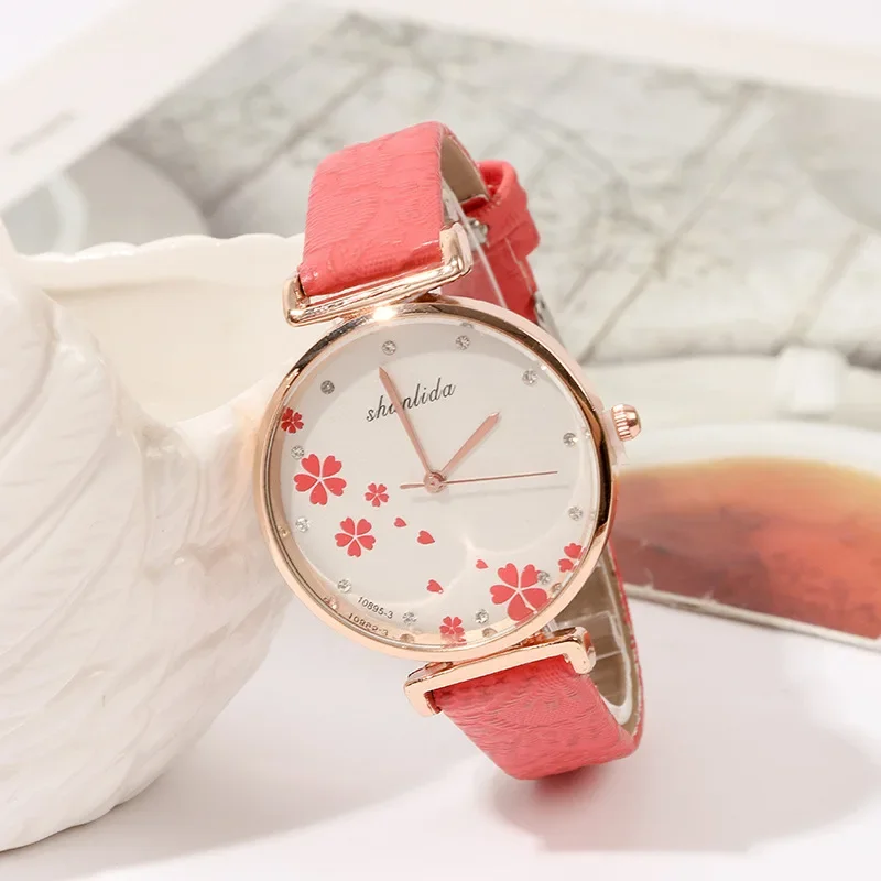 Fashion Watches For Women Leather Retro Ladies Wristwatch Flower Pattern Simple Quartz Female Watch Rhinestone New reloj mujer