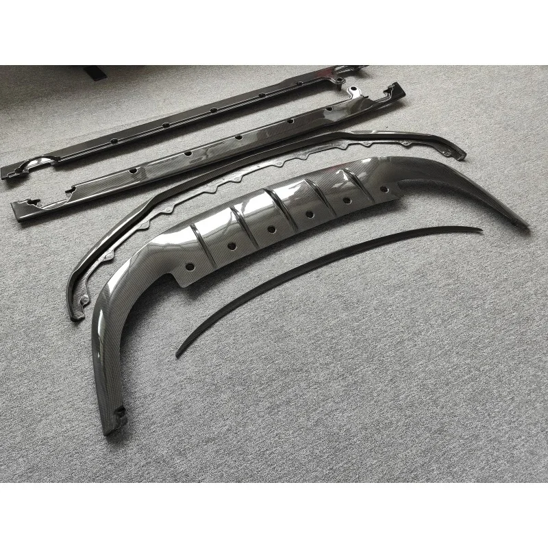 

Suitable for 2018 Bentley Continental GT W12 modified car accessories, carbon fiber front bumper lip, rear diffuser side skirt