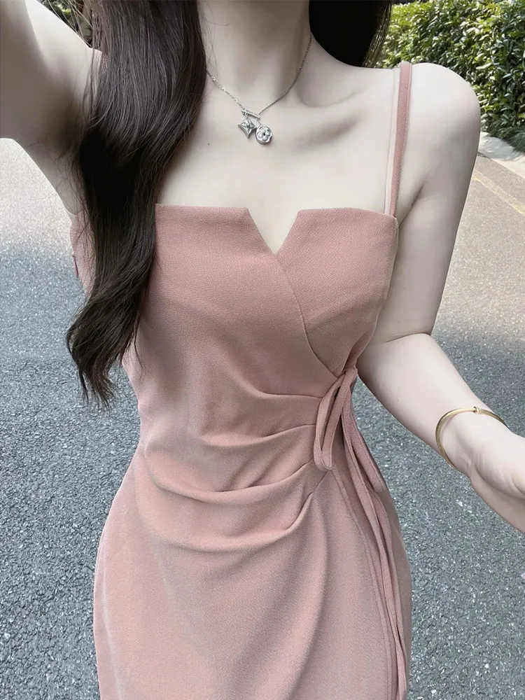 

Elegant Pure Desire Sexy Strap Dress Women Summer 2026 New Gentle Style Waist Cinching Belt Long Dress Commute Korean Style