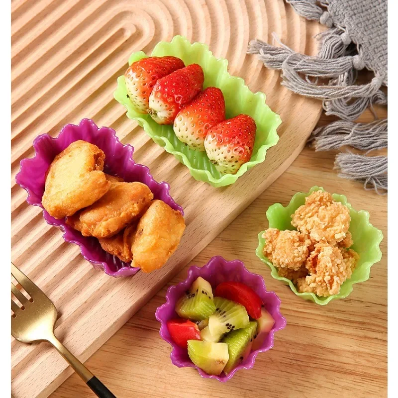 Bento Cup Square Veggie Cup Lettuce 4 Pieces Muffins Cupcakes Liners Baking Sheet Silicone Leaf Shape for Bento Dessert