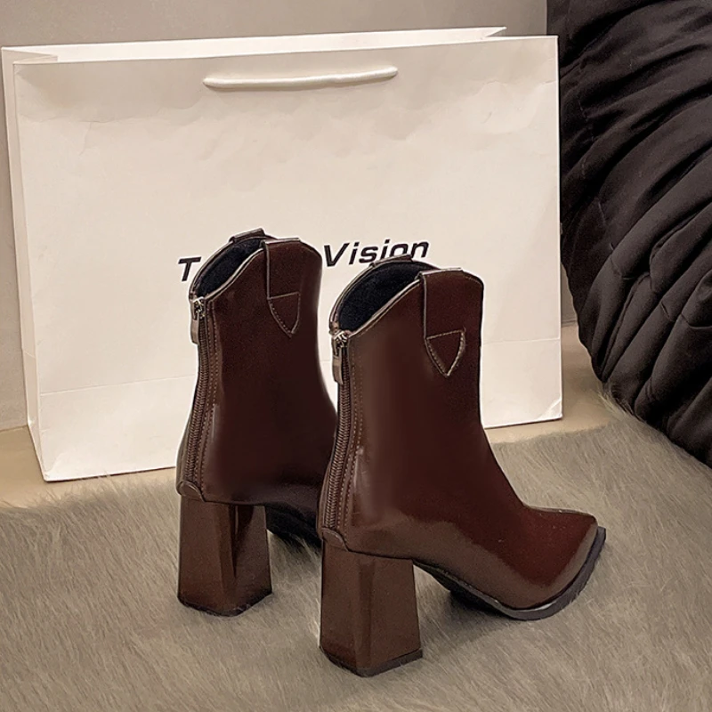 Autumn Winter Leather Chelsea Boots for Women Designer Soft-soled Sexy Women High Heels Shoes Fashion Modern Boots Female