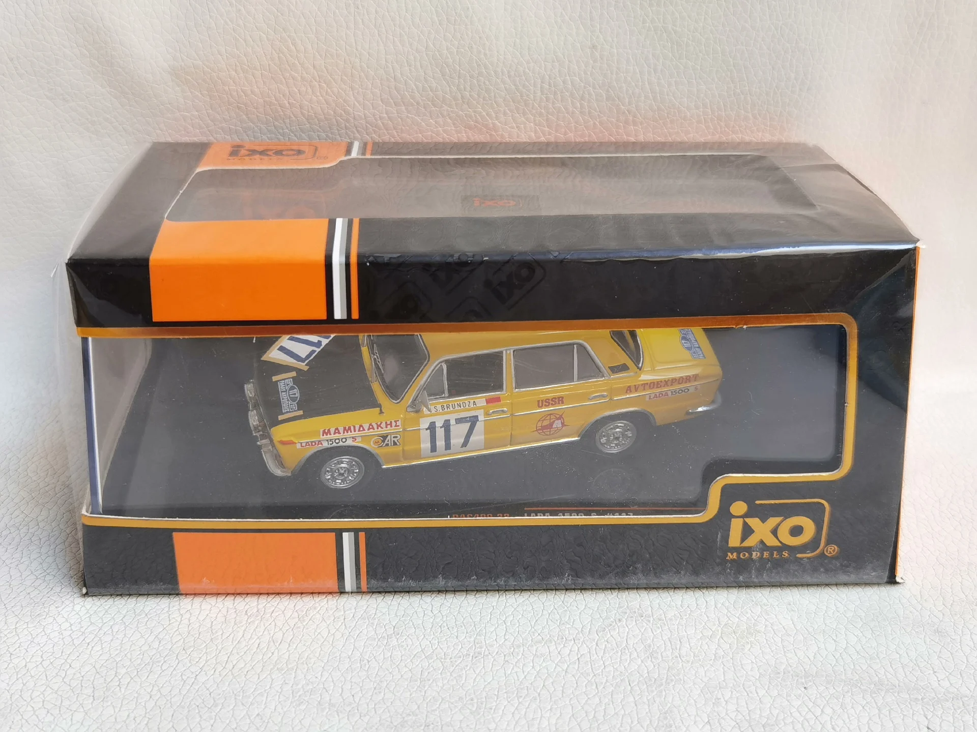 

Diecast IXO 1/43 Scale LADA 1500 S #17 1976 Lada Racing Alloy Car Model Collectible Toy Gift Souvenir Display Ornament