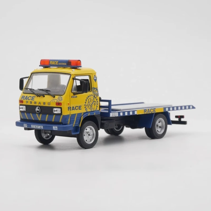 IXO Diecast 1:43 Scale Ekus Rescue Trailer Alloy Car Model Finished Product Simulation Toy Static Model Ornament